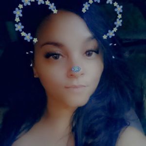 Meet your Posher, Caroline